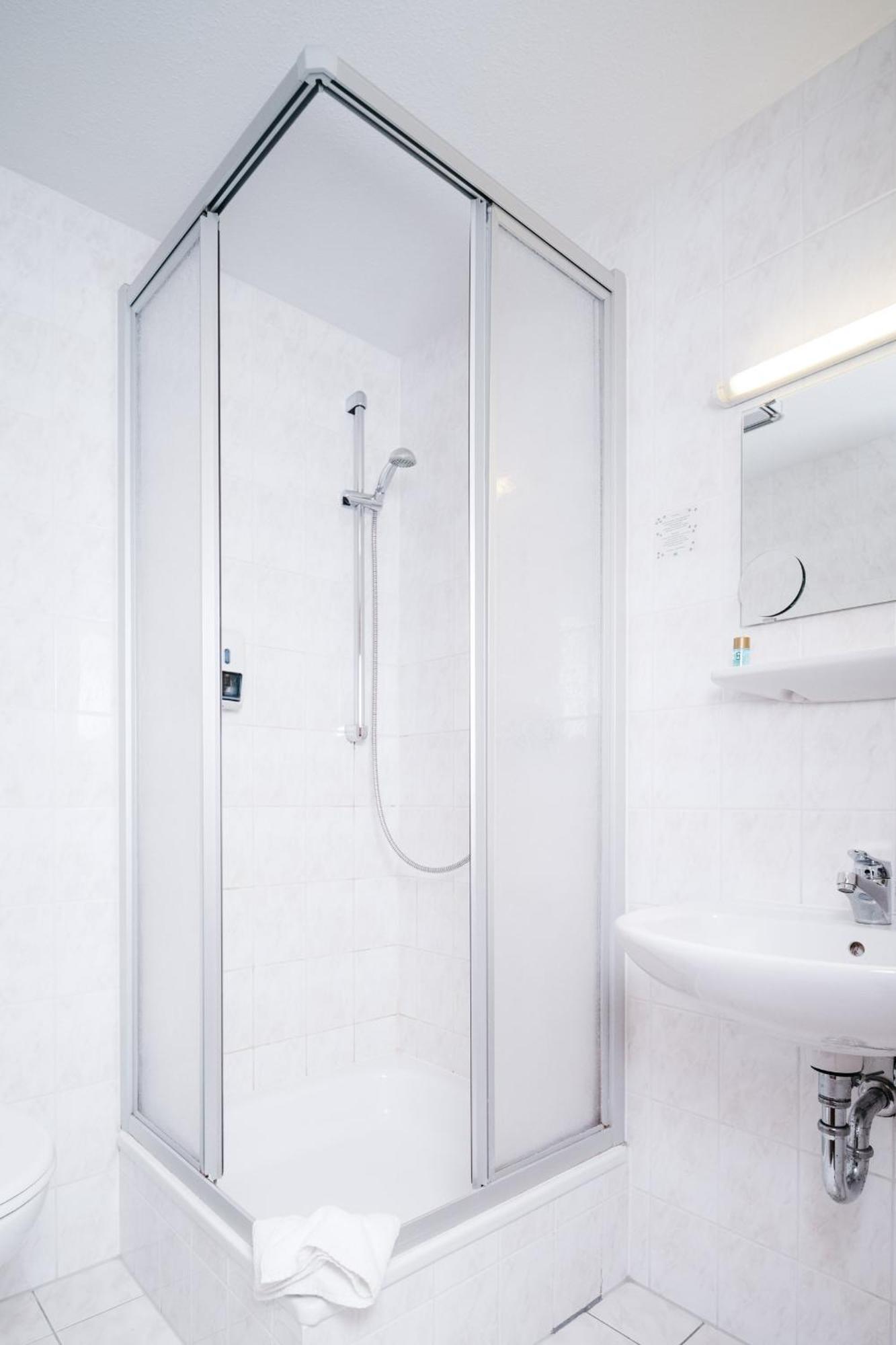 Hotel Brander Hof Екстериор снимка